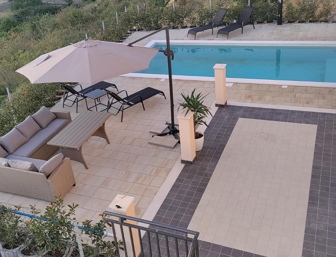 Apartmán Magi House With Pool Podstrana Exteriér fotografie